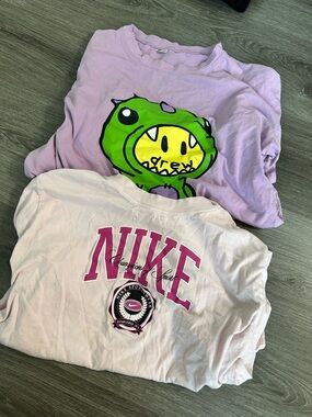 Nike Pink Graphic Logo Tee with Magenta Crest